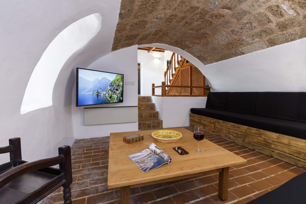 Belvedere Medieval Villa Rhodes City