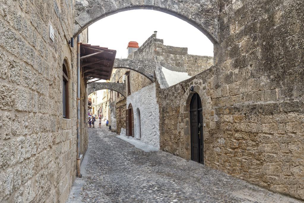 Belvedere Medieval Villa *